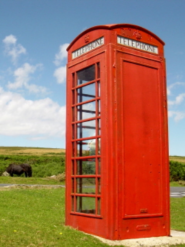 Plan to withdraw red phone boxes