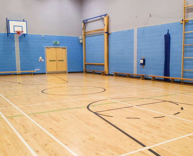 School PE Still Shaping Midlife Health, Study Finds